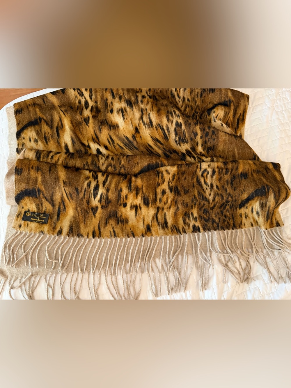 Loro Piana for Neiman Marcus 100% Cashmere Scarf. Leopard Print. Made in Italy.